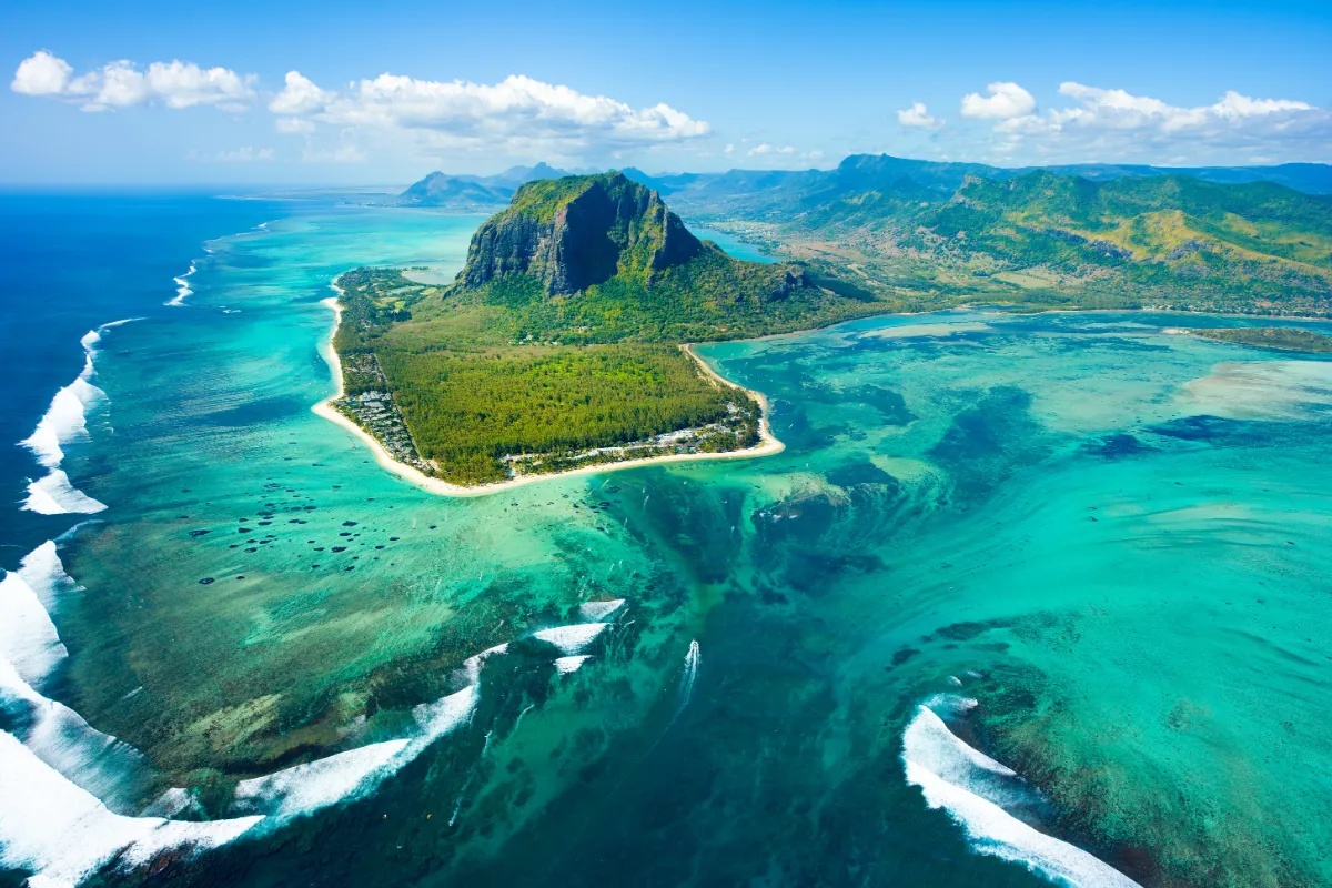 Magical Mauritius with Dubai